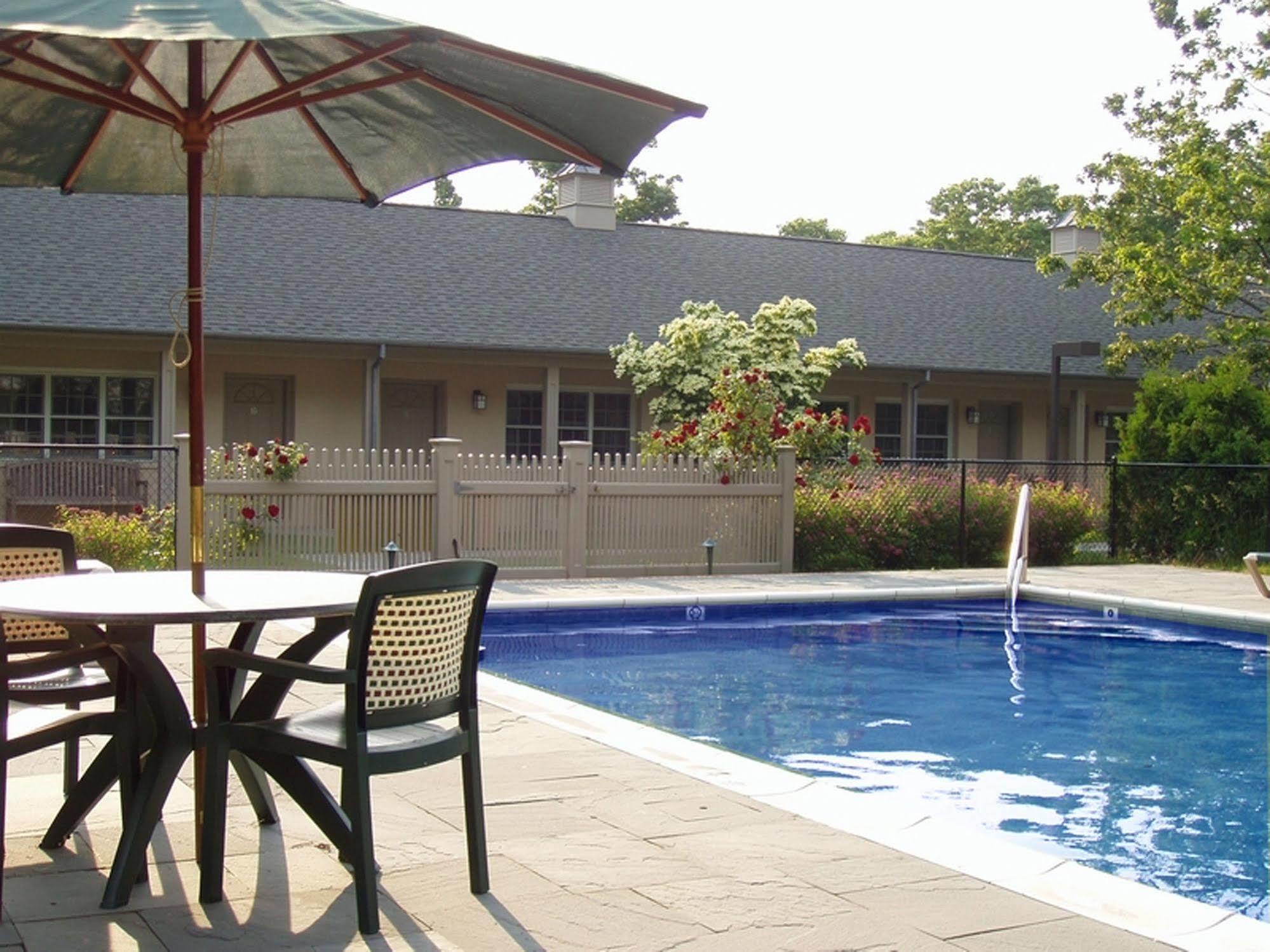 Southampton Long Island Hotel Exterior photo
